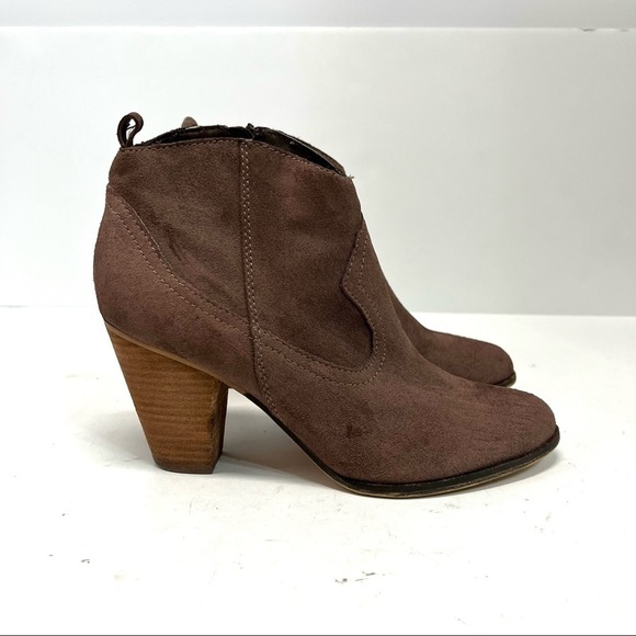 Steve Madden Shoes - Steve Madden Plover Brown Suede Leather Stack Heeled Booties